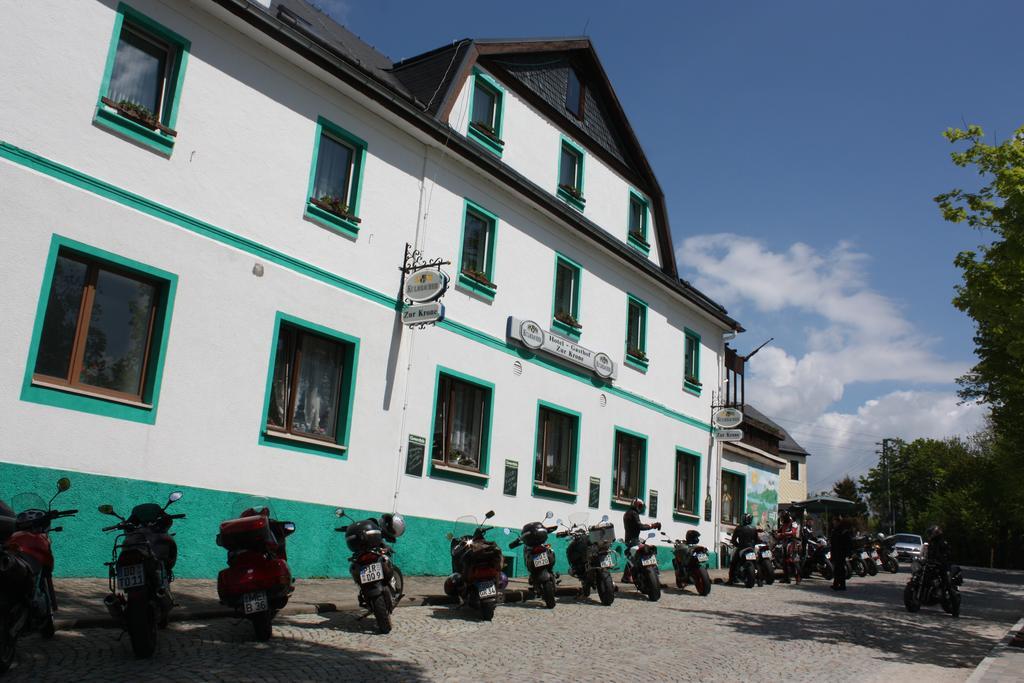 Hotel-Gasthof Zur Krone Saalburg Luaran gambar