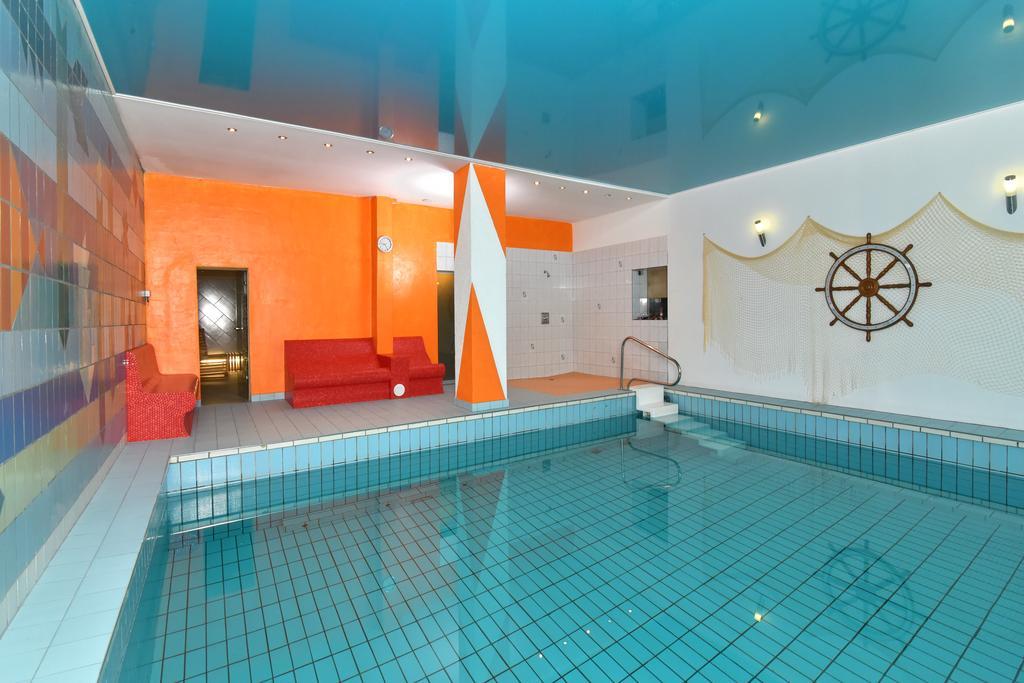 Hotel-Gasthof Zur Krone Saalburg Bilik gambar