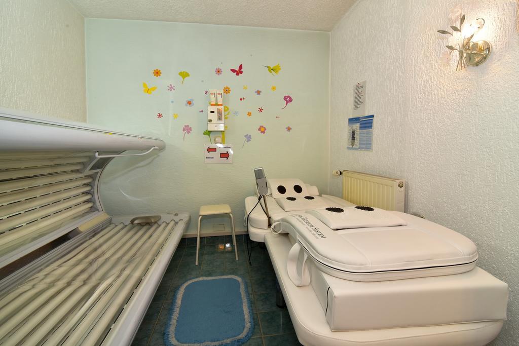 Hotel-Gasthof Zur Krone Saalburg Luaran gambar